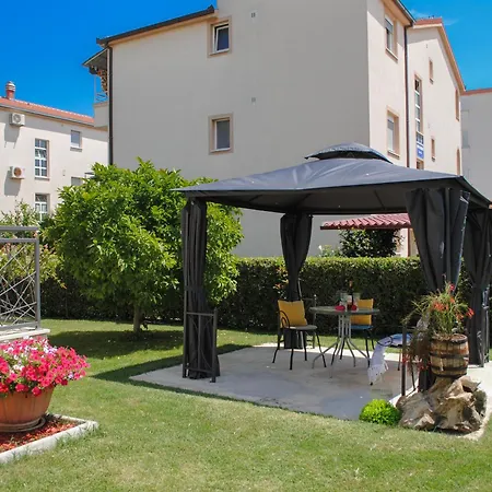 Cozy With Garden * Kastela
