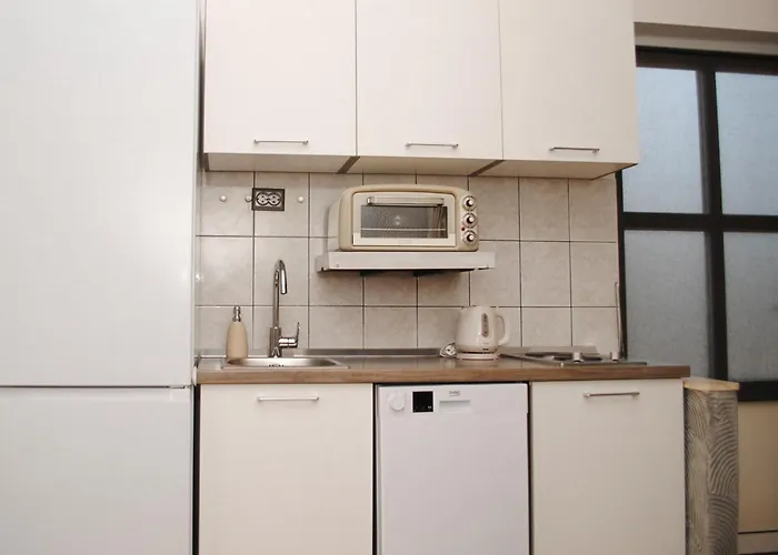 Apartamento Cozy With Garden Kaštela